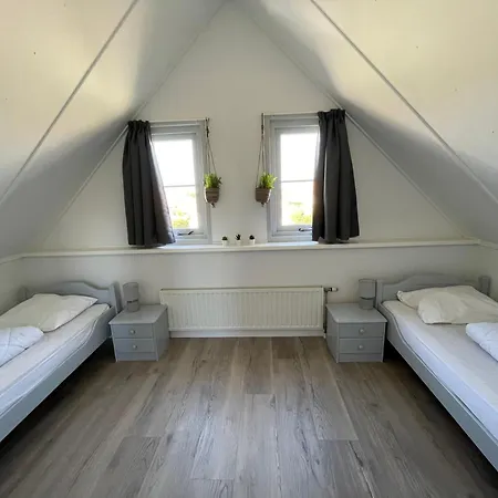 בית נופש Strandparel 212 *