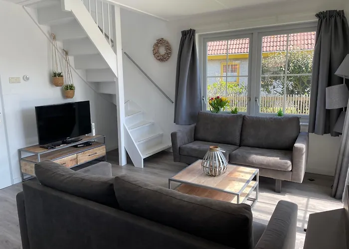 Дом отдыха Strandparel 212 *